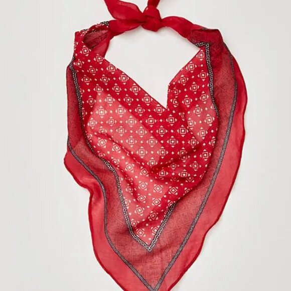 NWT Free People Bridgette Bandana Hair Scarf in Classic Red - Picture 3 of 4